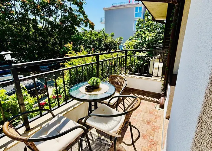 Dreams Apart&free Parking